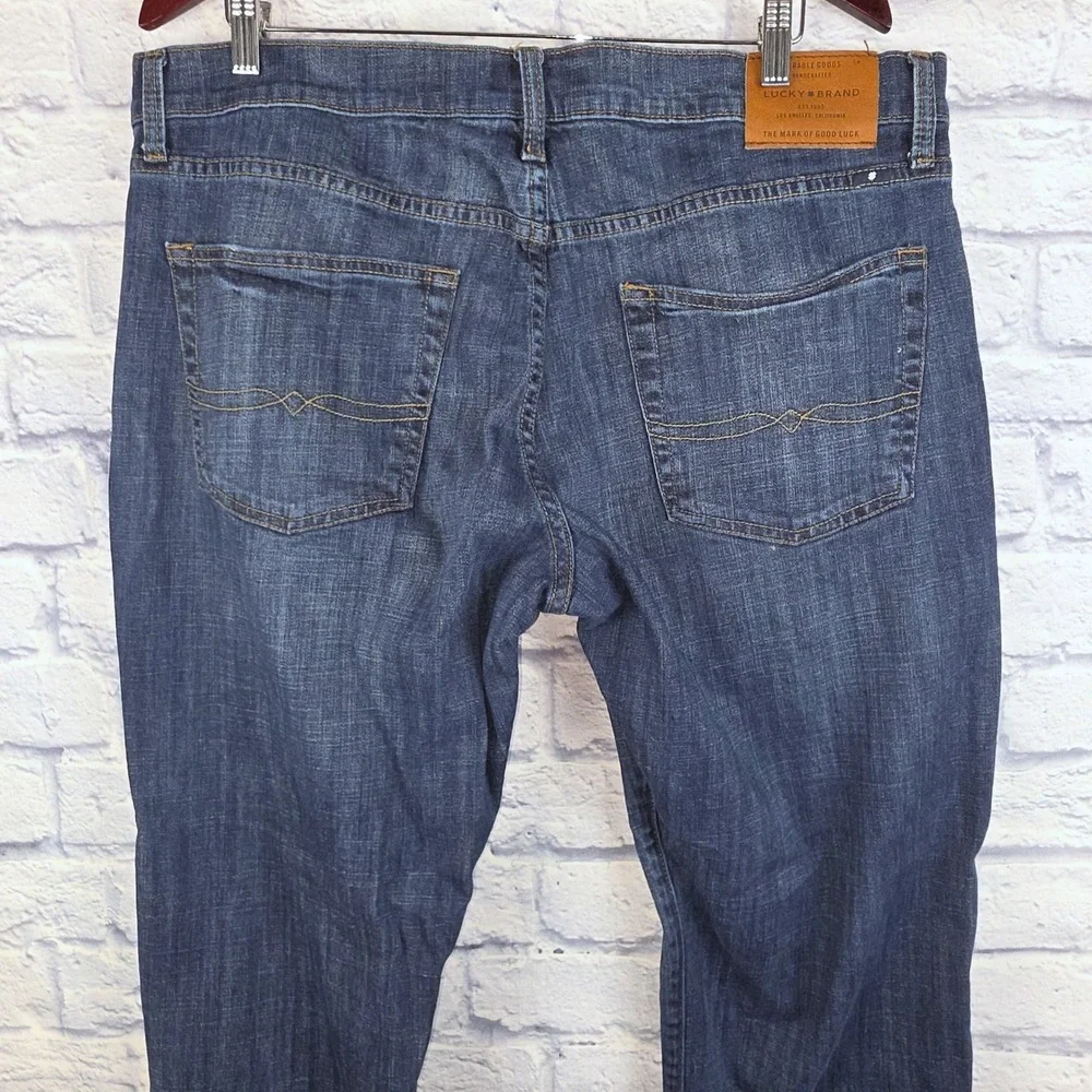 Lucky Brand 221 Straight Leg Jeans Mens Medium Wash Blue Stretch Denim Sz 38X30